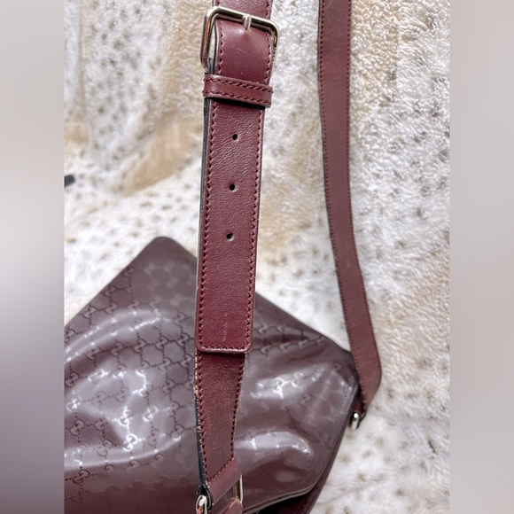 Gucci Coated GG canvas Burgundy Messenger Bag - Picture 6 of 15